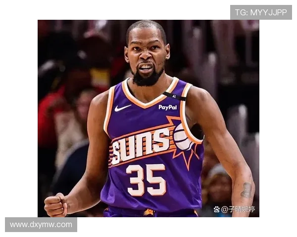 太阳队战术调整引发讨论 球迷期待杜兰特与比尔联手发挥最大潜力