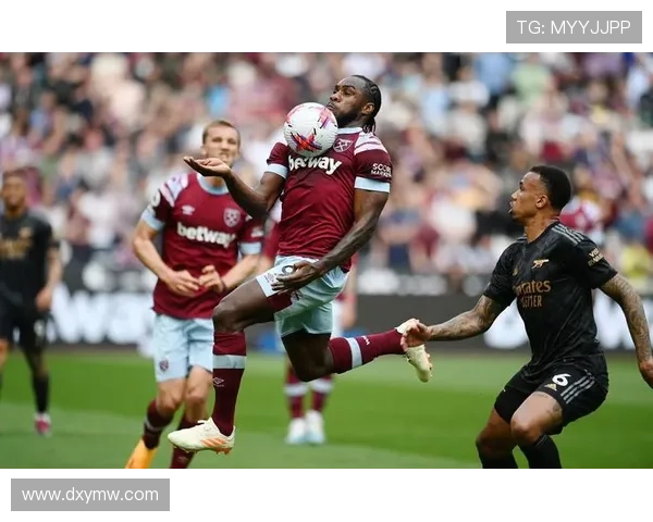 英格兰足球超级联赛竞争格局演变与豪门球队崛起的深度分析