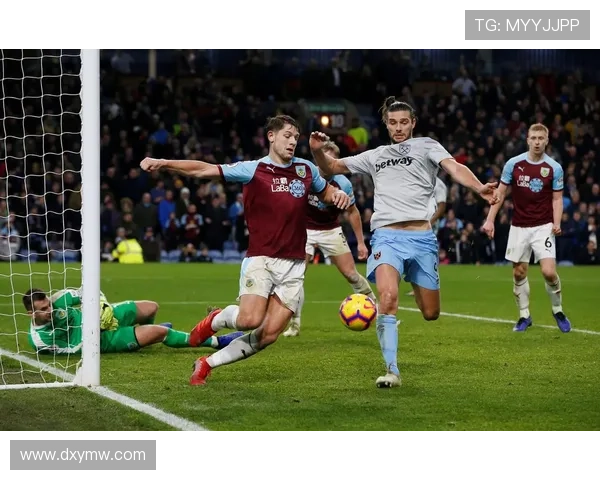 围绕西汉姆联俱乐部探析其历史传承与现代足球全球化发展趋势新走向